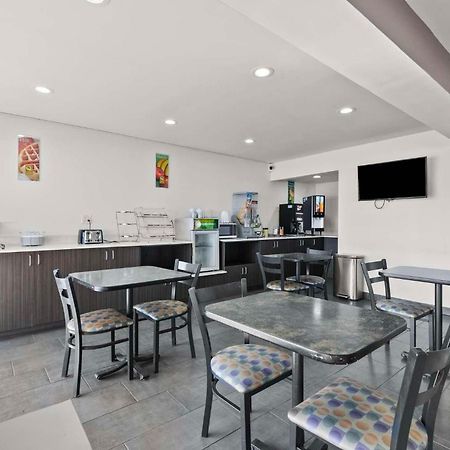 乔治敦列克星敦北戴斯酒店 外观 照片